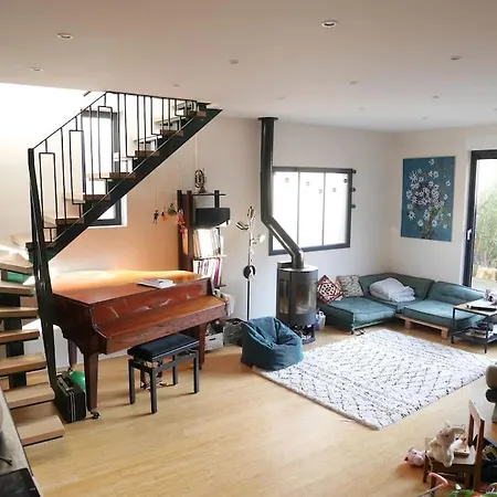 Belle Maison A Lagny, Proche De Holiday home *